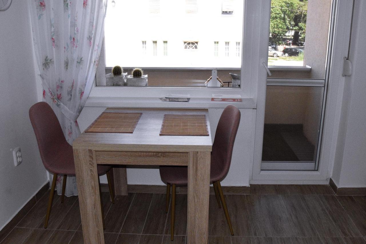 Apartman Bonbon Belisce Luaran gambar